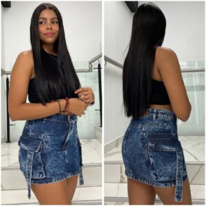 Falda cargo en tela rígida un botón tono froster